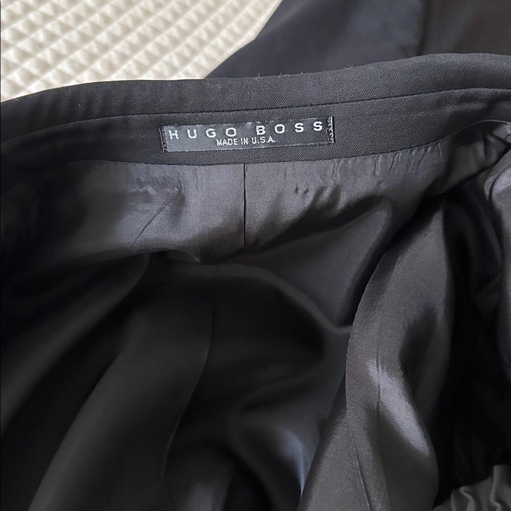 Hugo Boss Tuxedo like new. 3 button 42S
3 pcs: jacket,vest & pants. Worn once - Picture 11 of 16